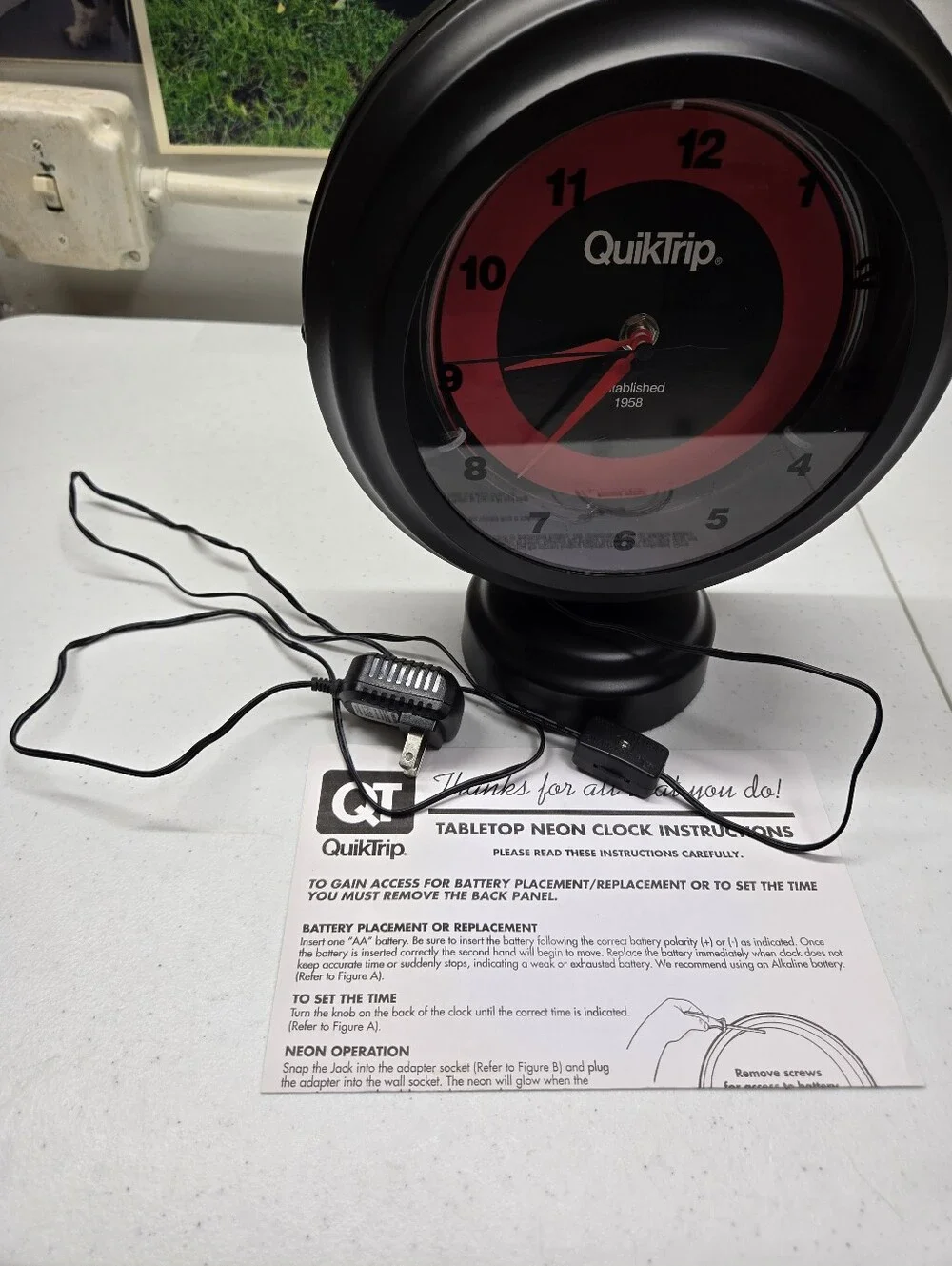 QuikTrip qt neon