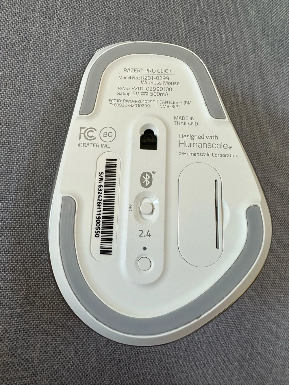 RAZER Pro Click Wireless Mouse / White