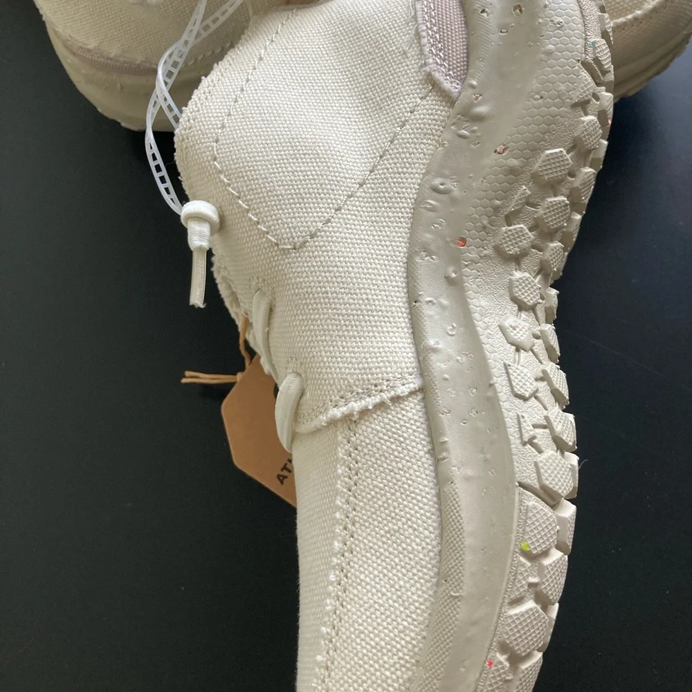 HOLO Footwear eco friendly