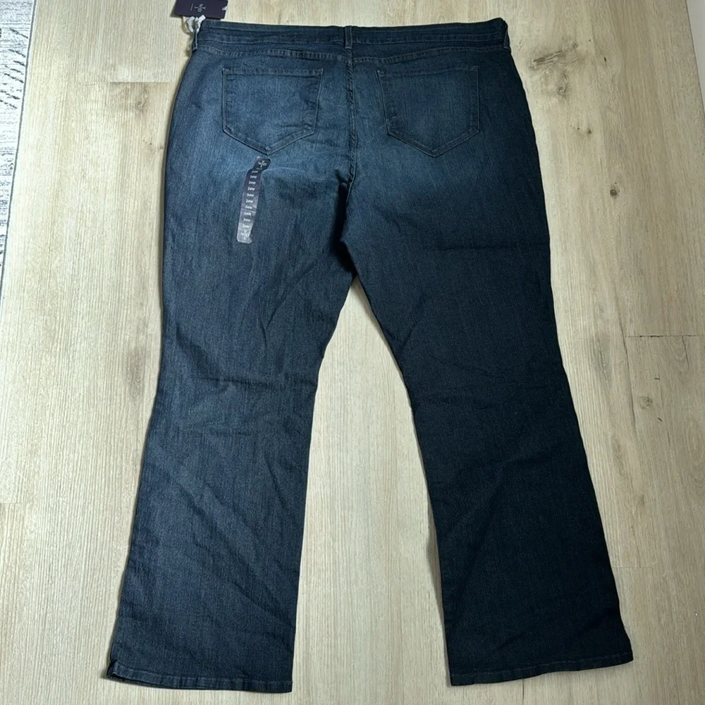NWT NYDJ Barbara Bootcut dark wash jeans