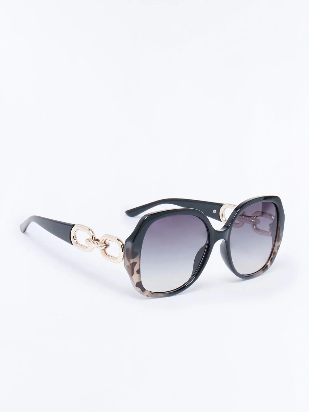 Fashion Nova round sunglasses