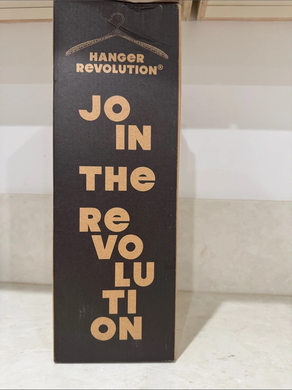 Revolution packaging displays