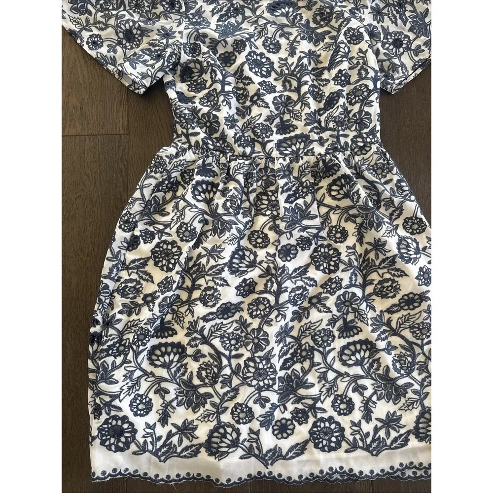 Michael Kors Dress Womens 2 Blue White Lace Crochet Embroidered Flared Sleeves