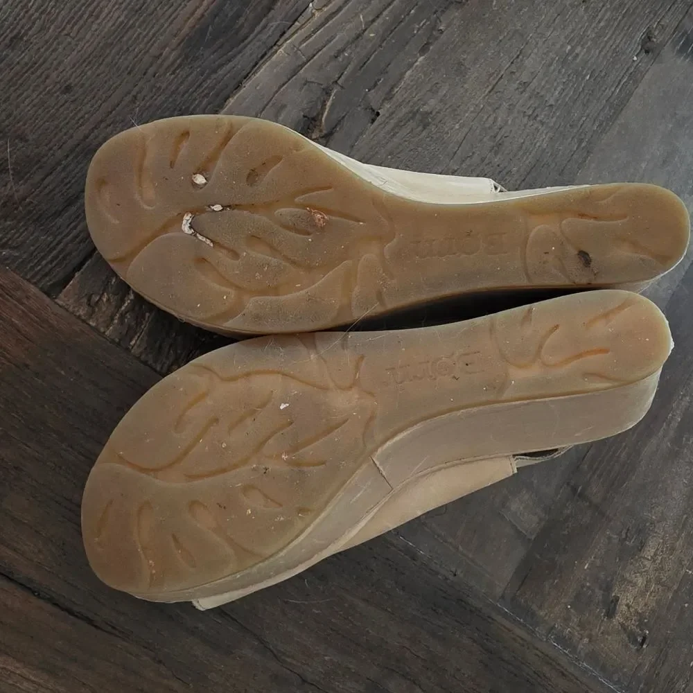 Born wedge style