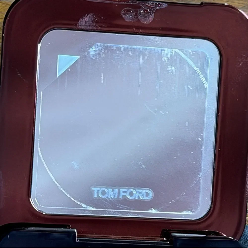 Tom Ford that 6g compact