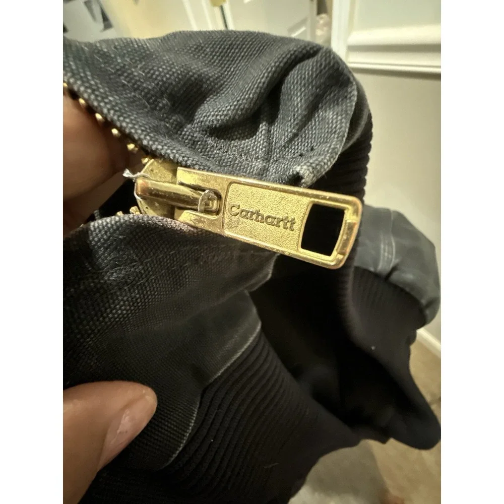 Carhartt looking functional