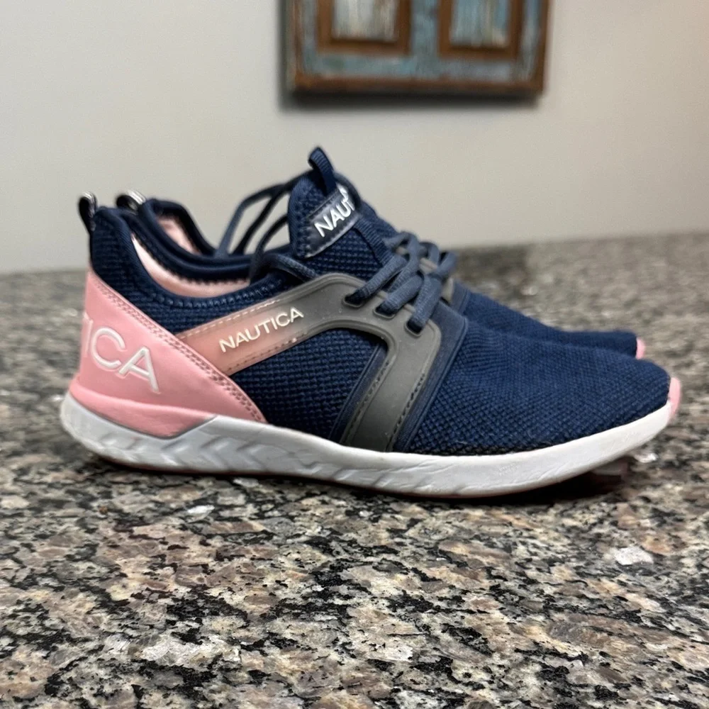 Nautica Women's Blue and Pink Sneakers