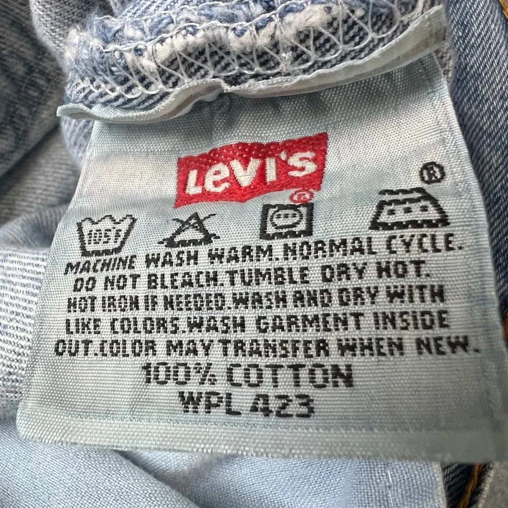 Vintage LEVI'S 501 Jeans Mens 38X34 Light‎ Wash Straight Leg Denim 2005 Stained