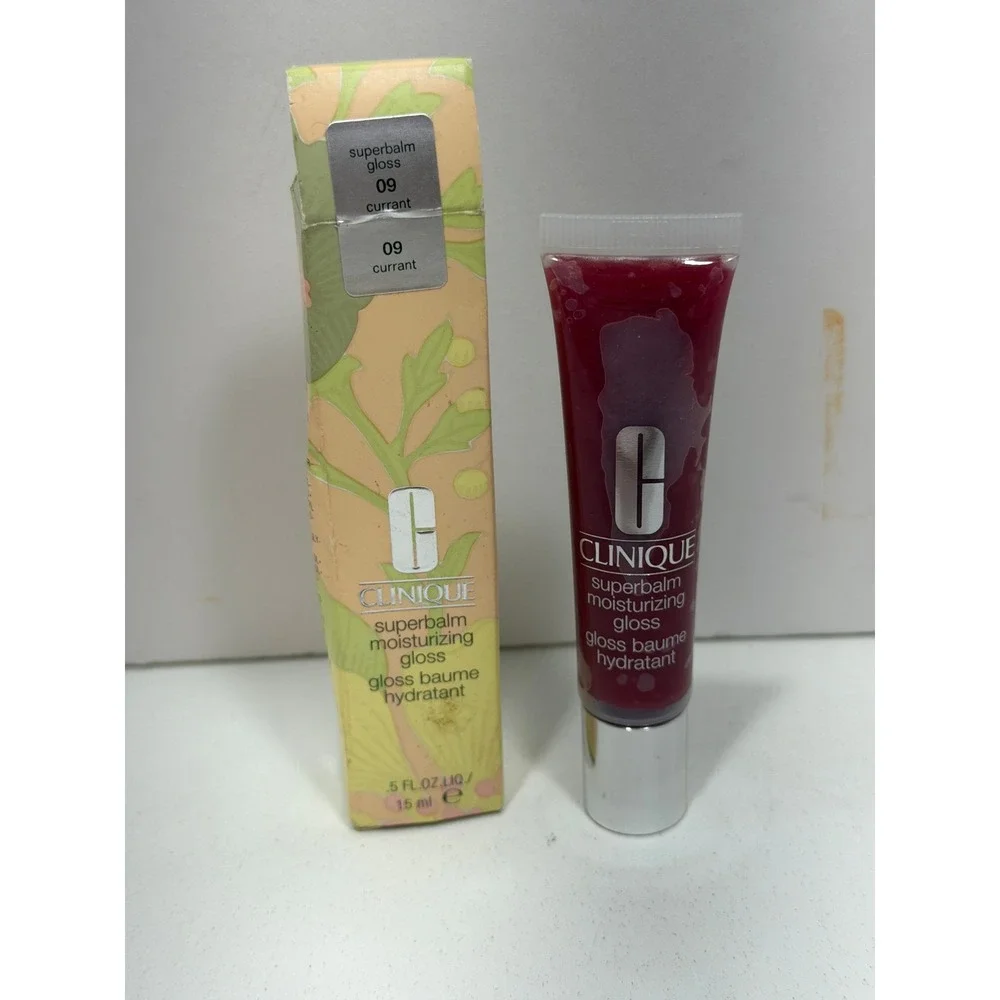 Clinique superbalm moisturizing