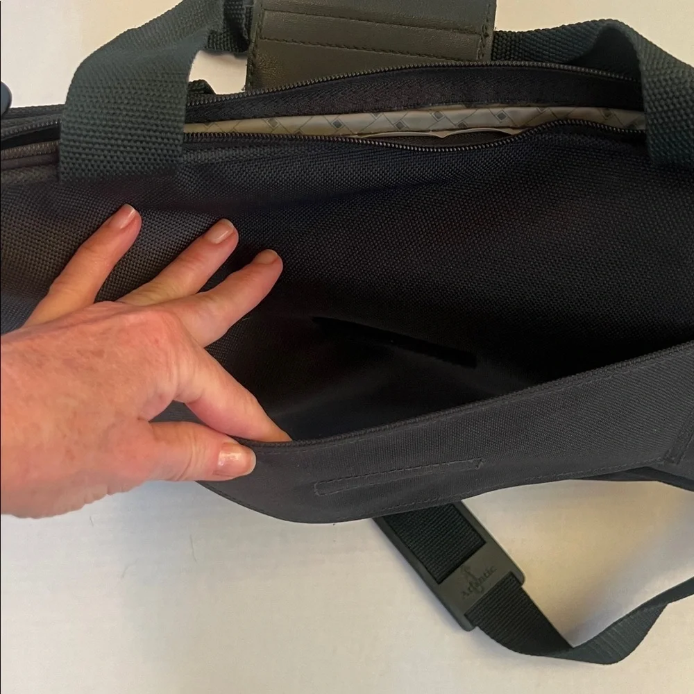 ATLANTIC carry travel