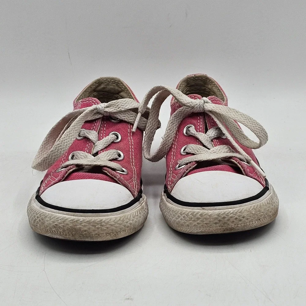 Converse brand model