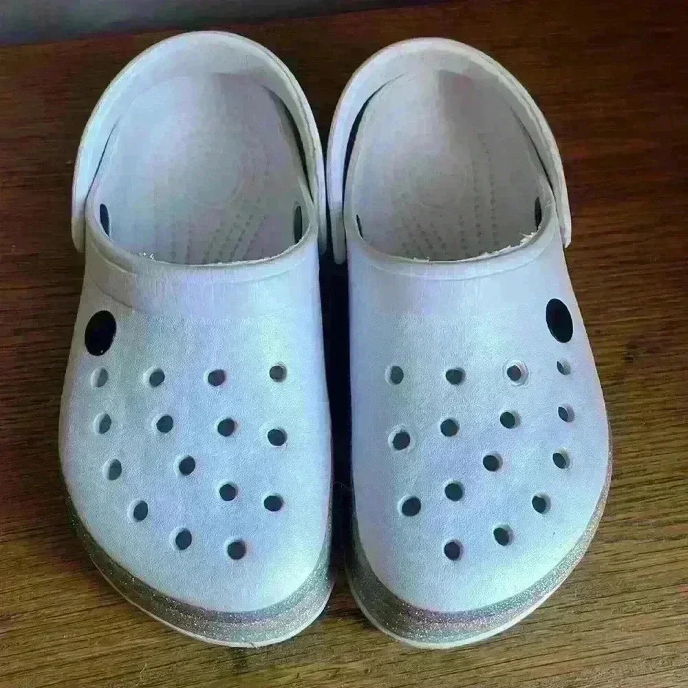 N/A croc style