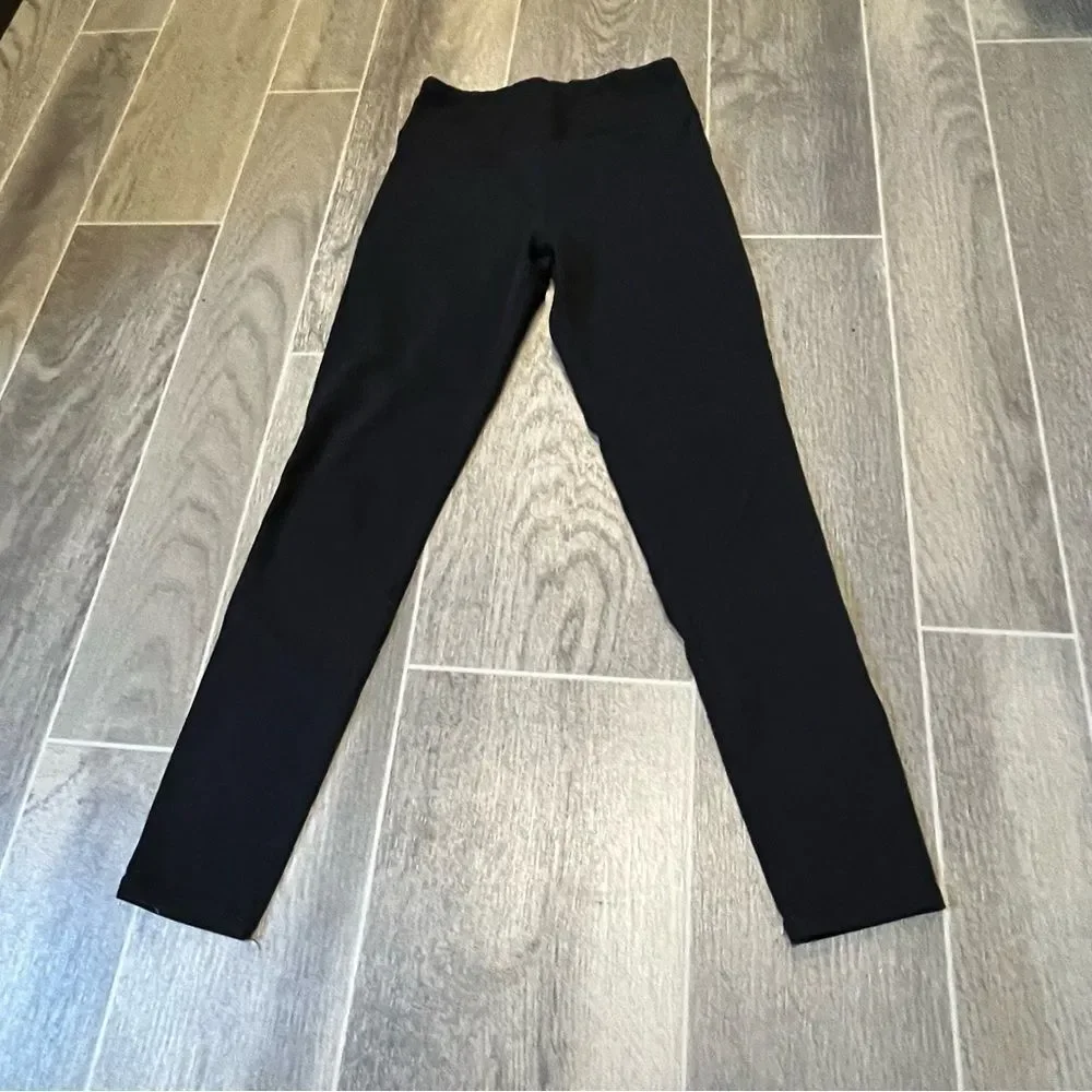 Zella large 10