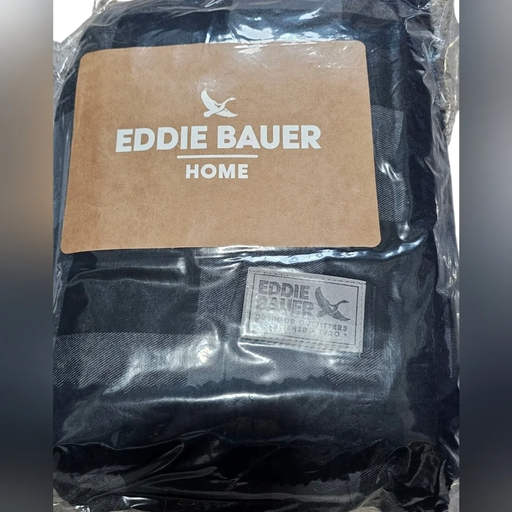 Eddie Bauer new eddie