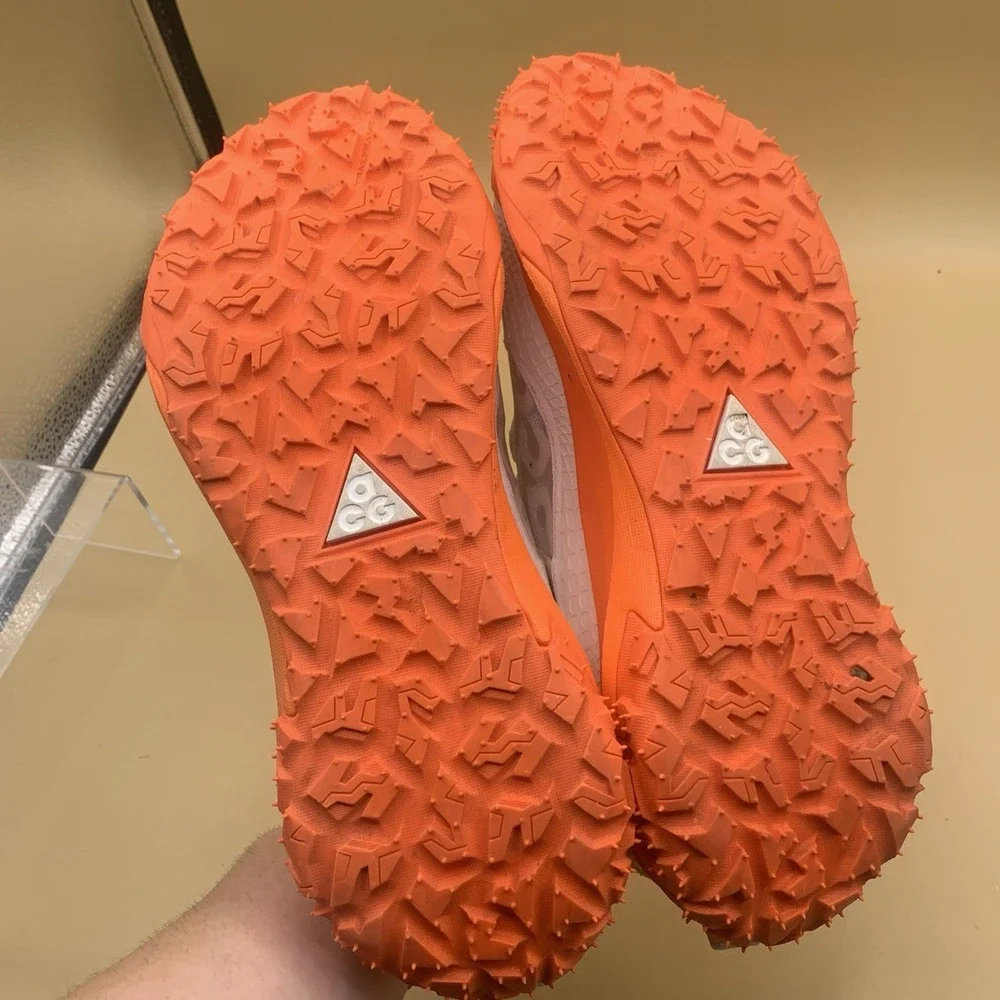 Nike one toggle