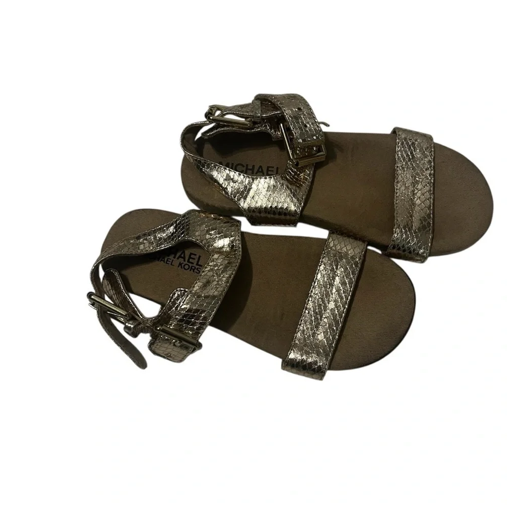 Michael Kors stylish gold