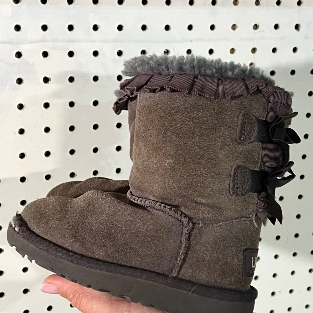 UGG used my