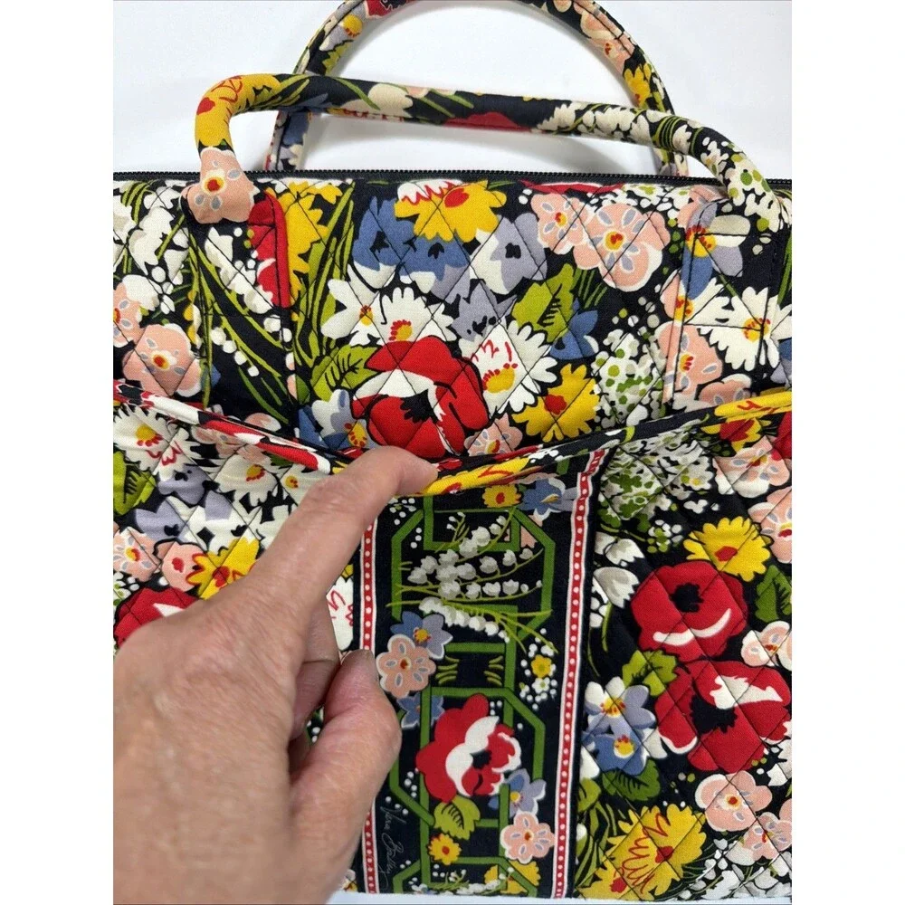 Vera Bradley padded interior
