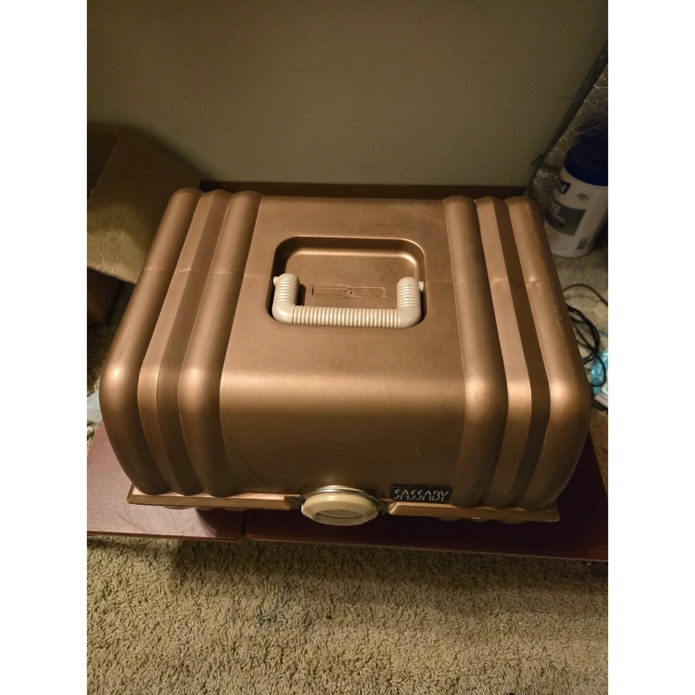 Sassaby vintage makeup