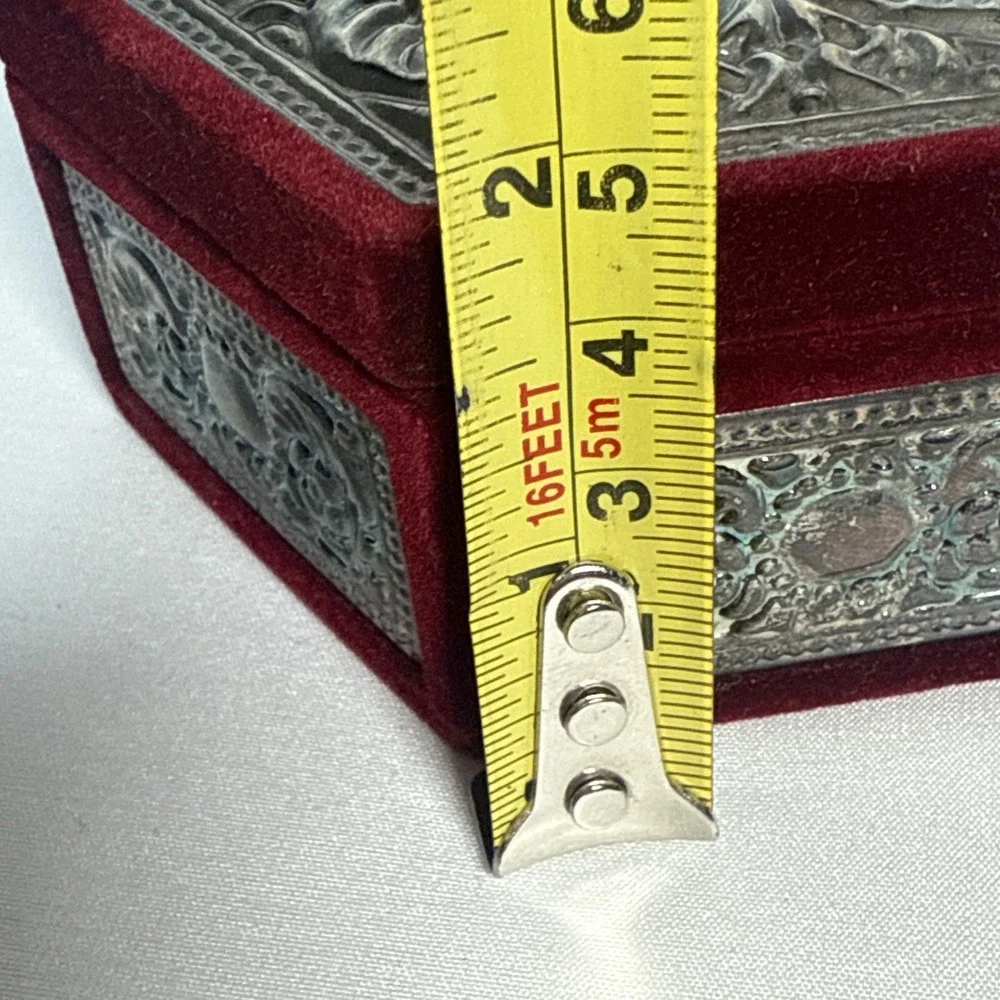 Vintage Red Velvet Embossed Silver Plated Hexagon Jewelry Trinket Box‎ 4