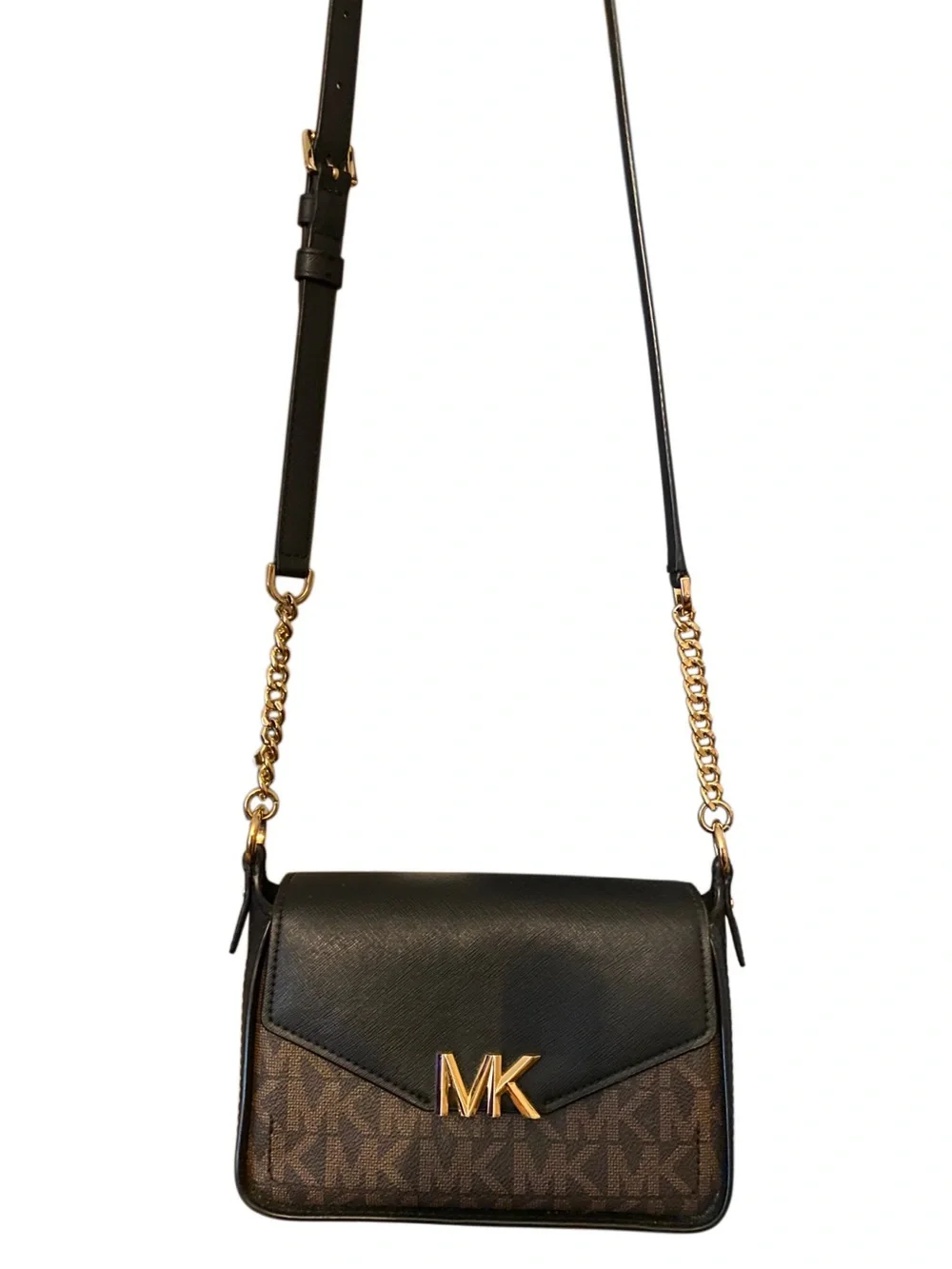 Michael Kors design features