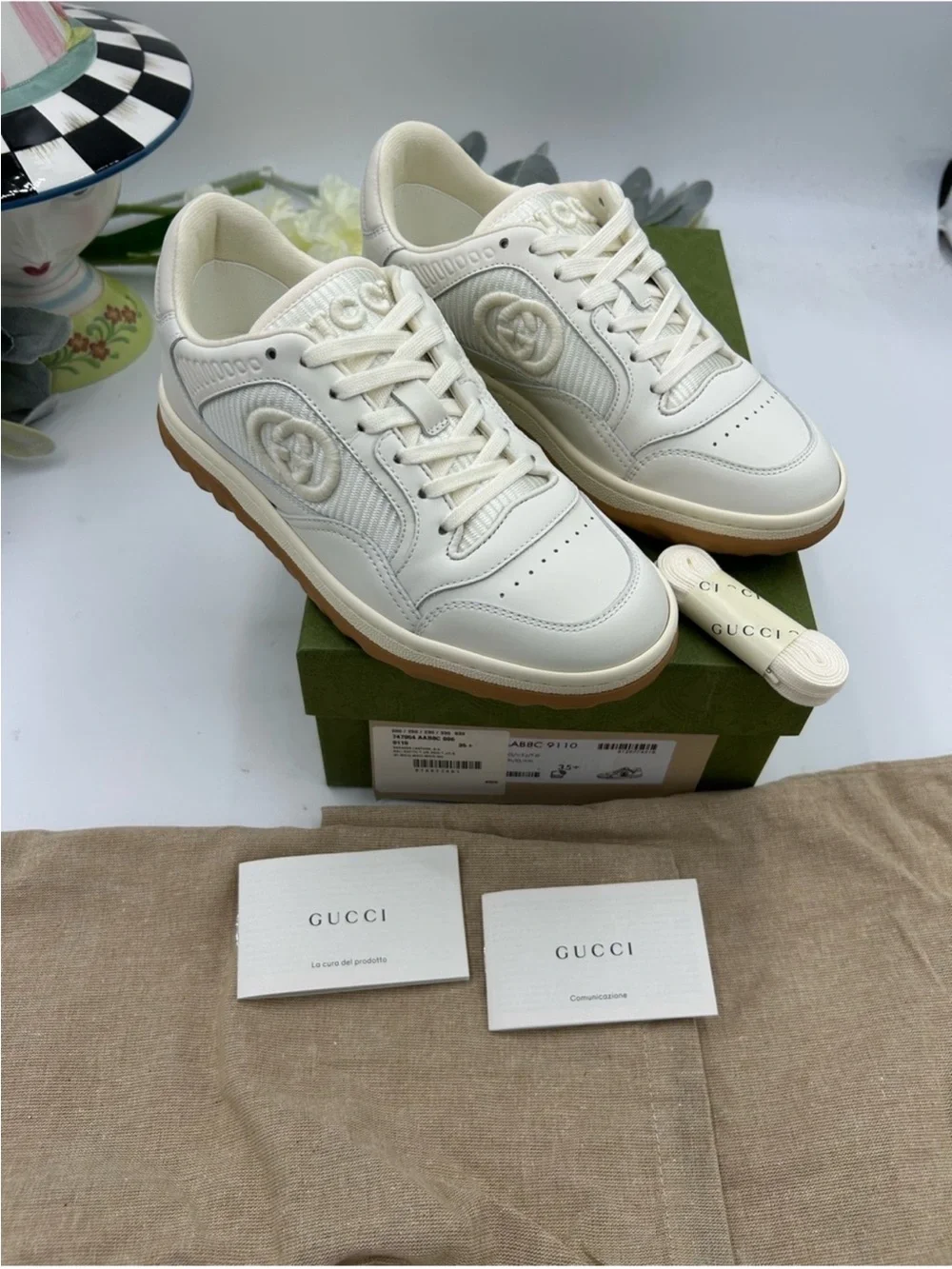Gucci leather sneakers