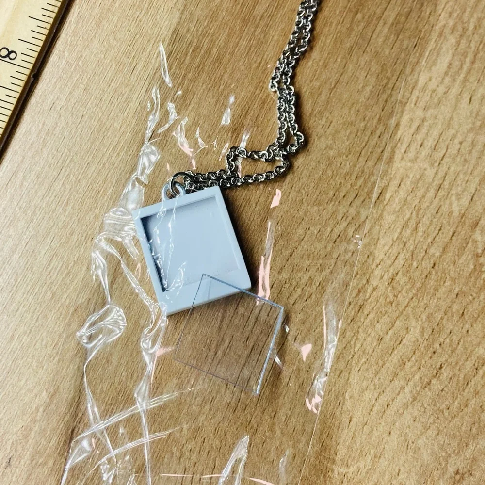 Petapixel 132 necklaces