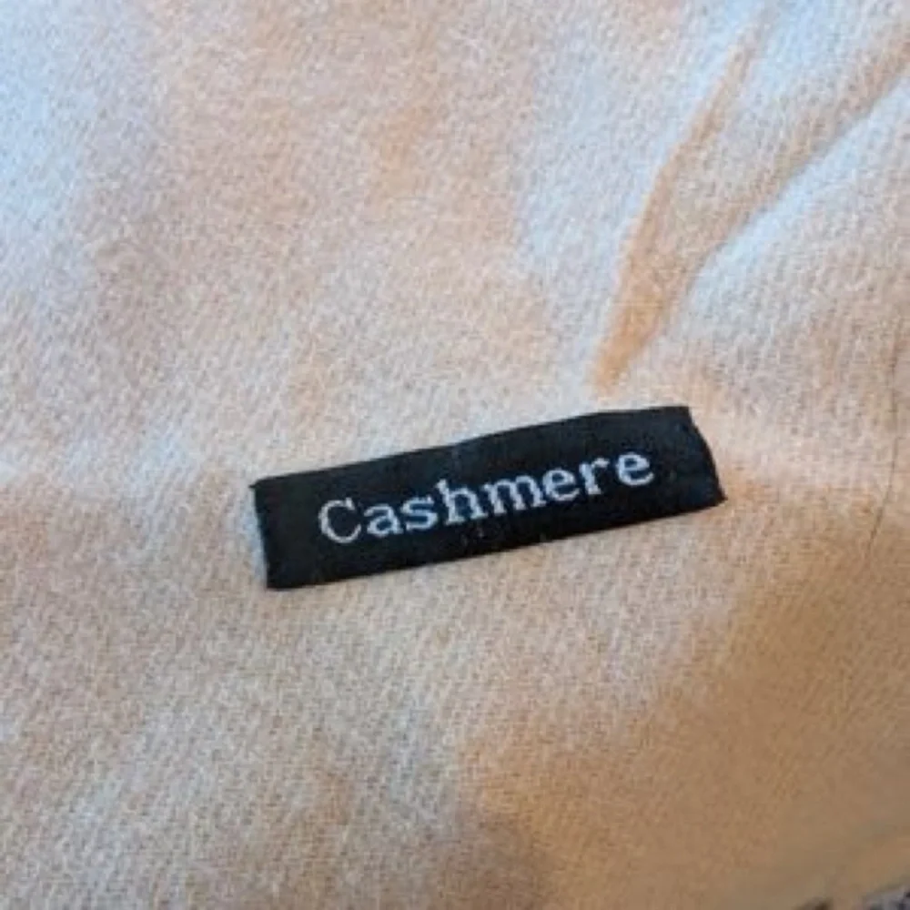 Amazon Cashmere chic versatile