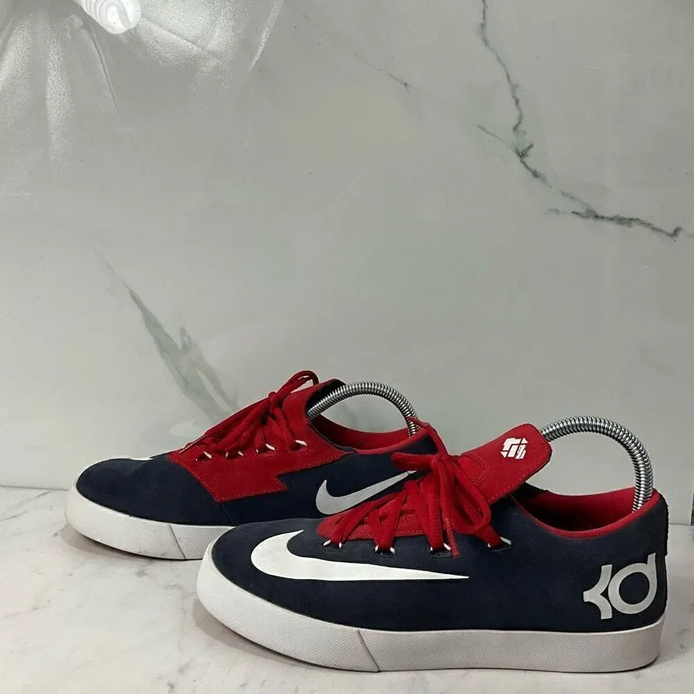 Nike youth boys
