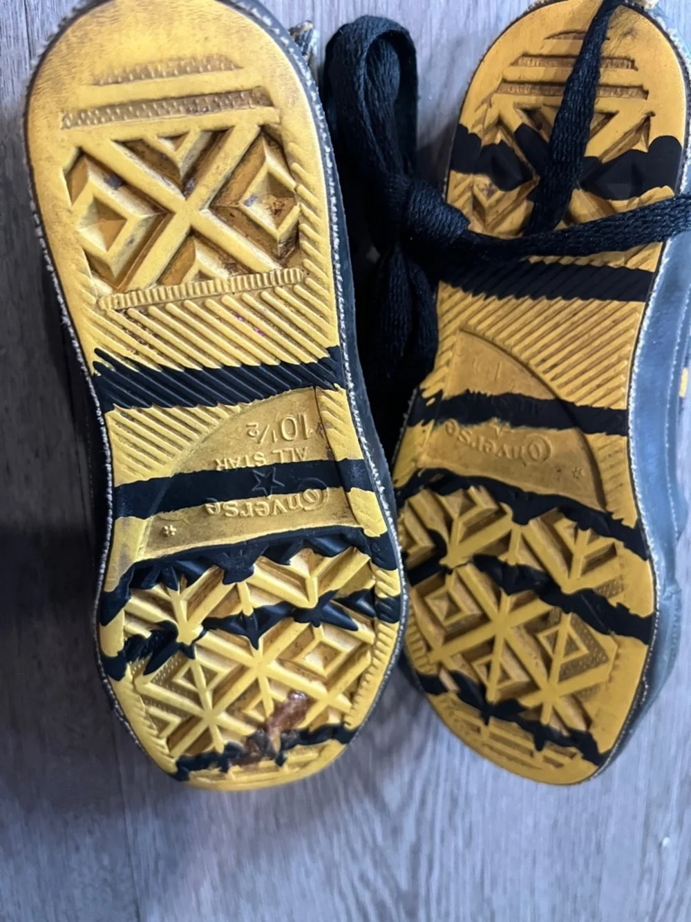 Converse fun batman