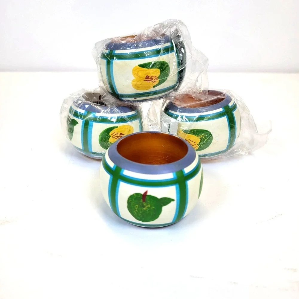 Wood‎ Napkin Holder Set Of 4 Hand-Painted Rings Granny Apple Park Imports NEW