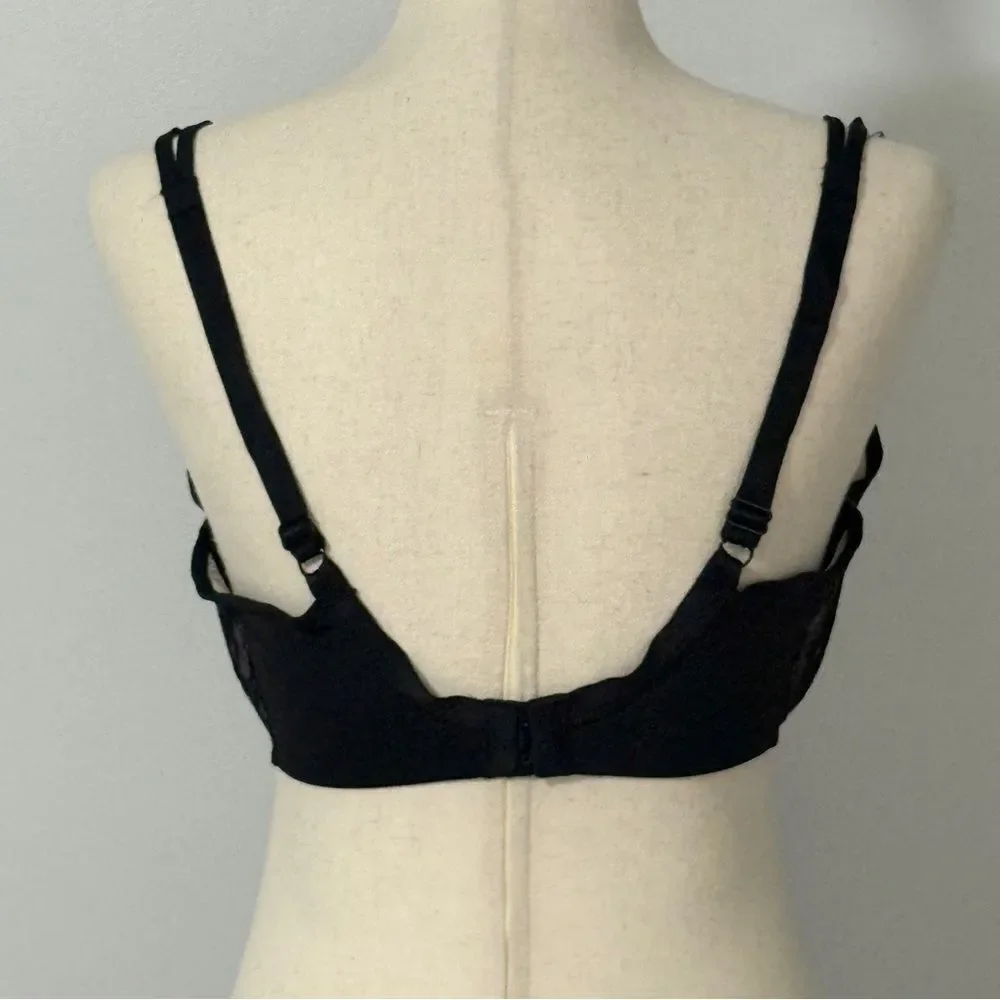 Wacoal contour embroidered