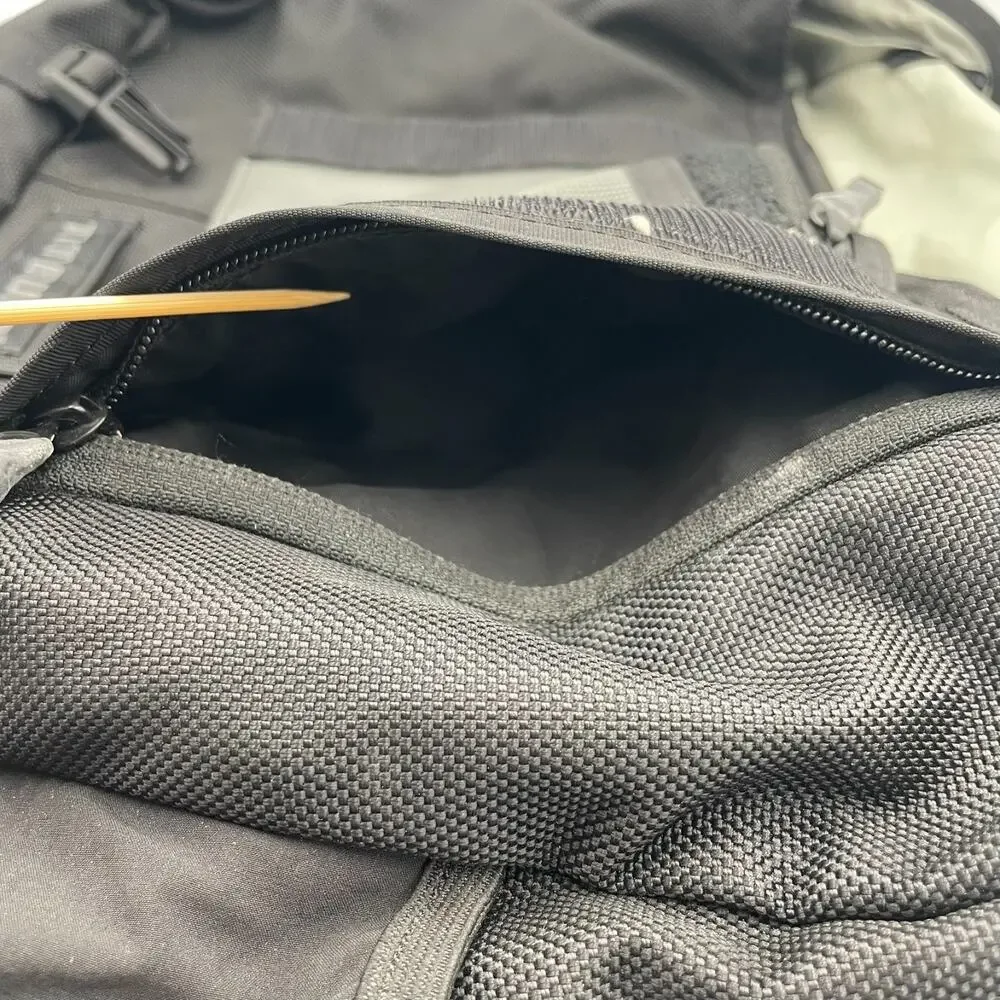 Timbuk2 Messenger Bag Black Laptop Travel Commuter Shoulder Crossbody Bag