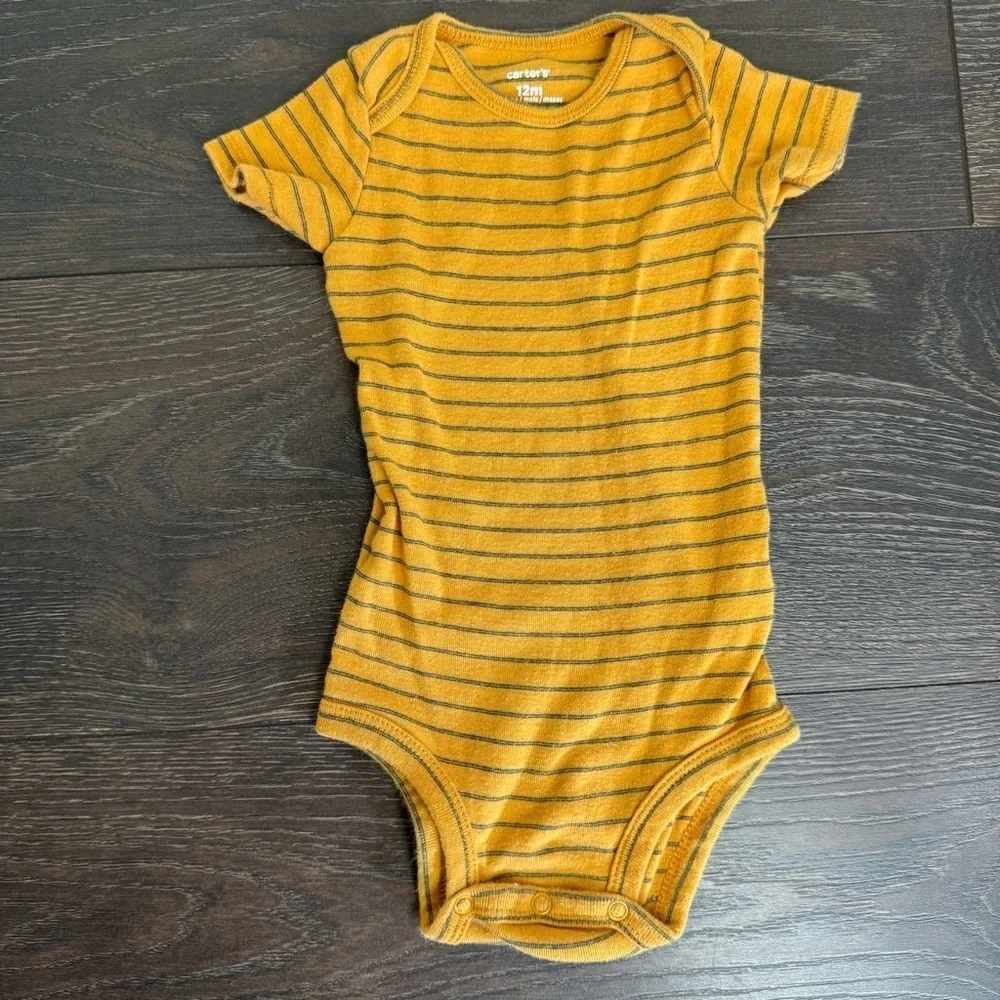 Carter's Mustard Striped Kids, Baby boy lot size 12 months mix brands bundle