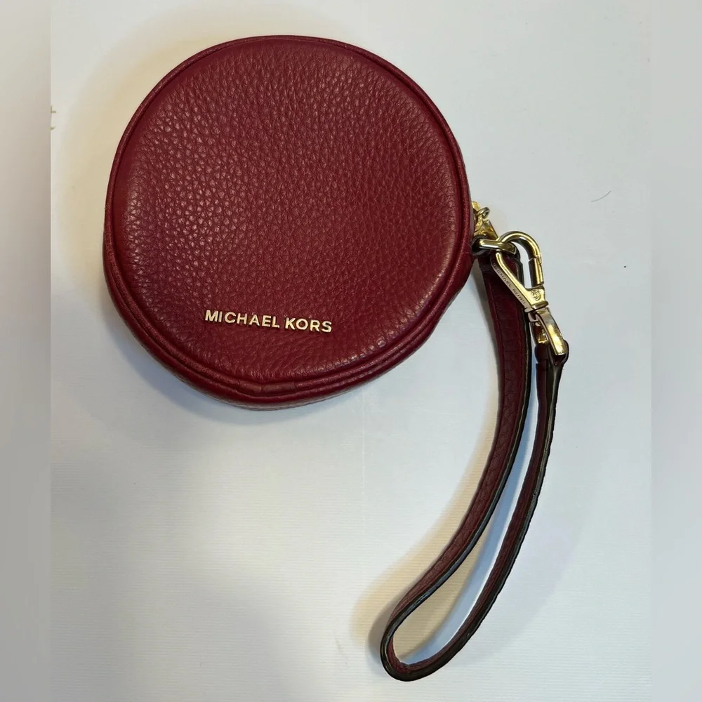 Michael Kors this eye
