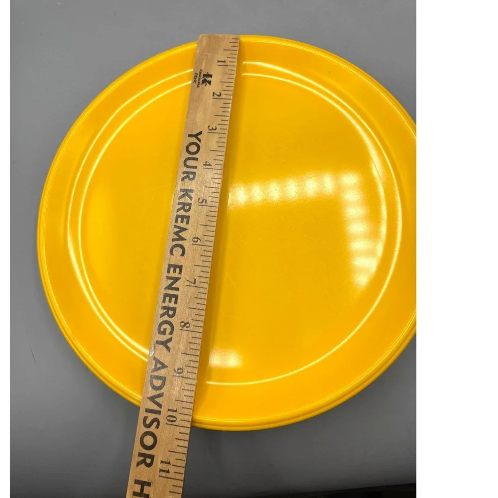 Rubbermaid palette plastic