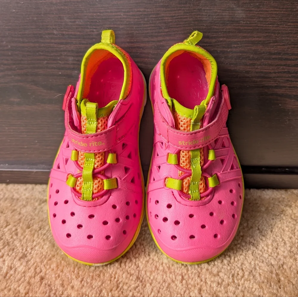 Stride Rite lightweight water