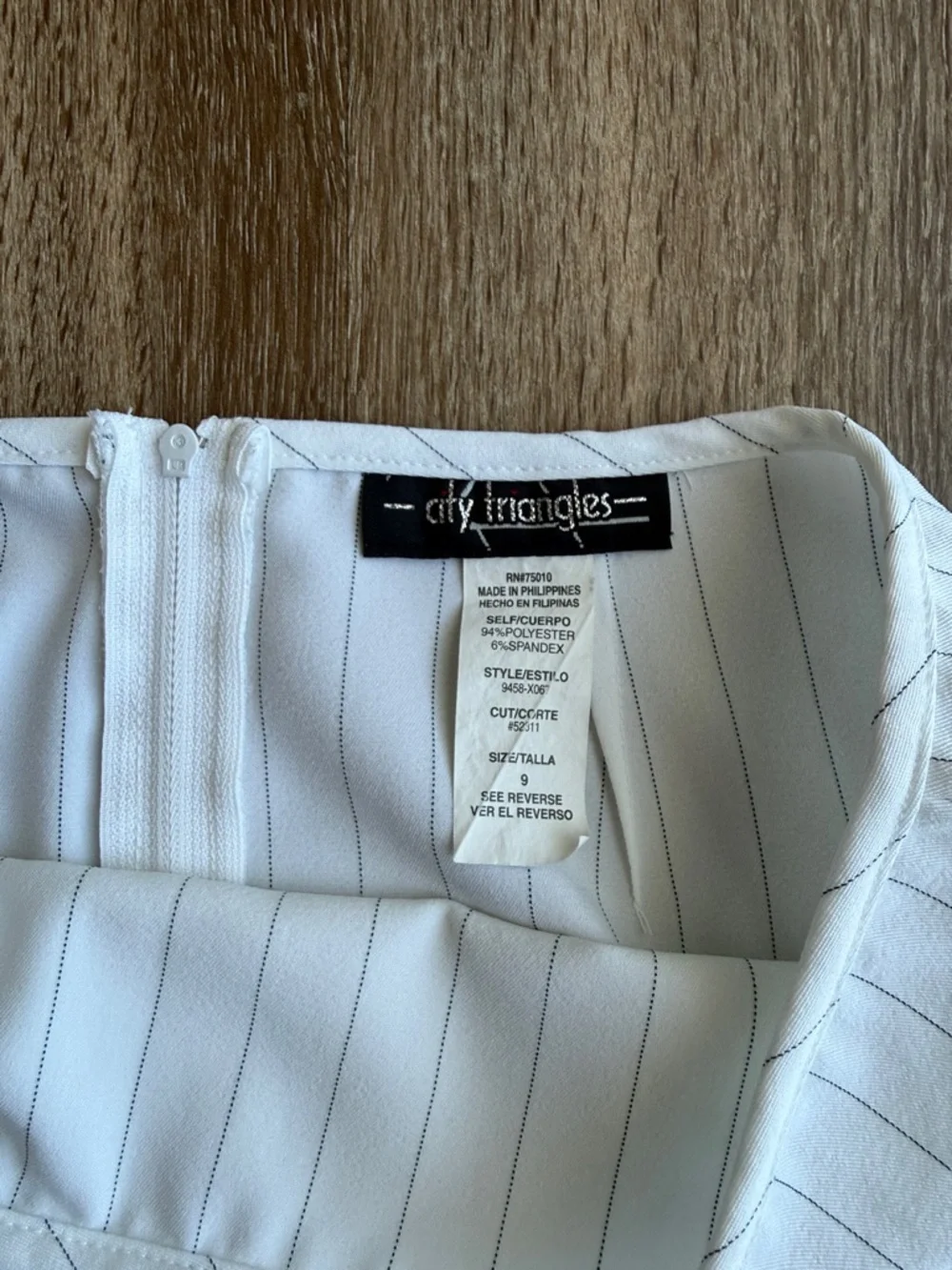 City Triangles y2k white