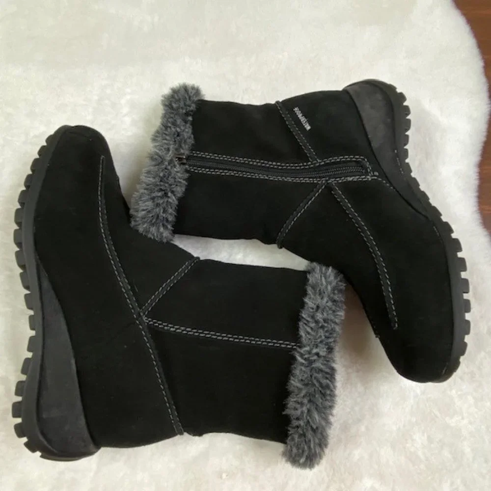 Studio Brilliant quality black