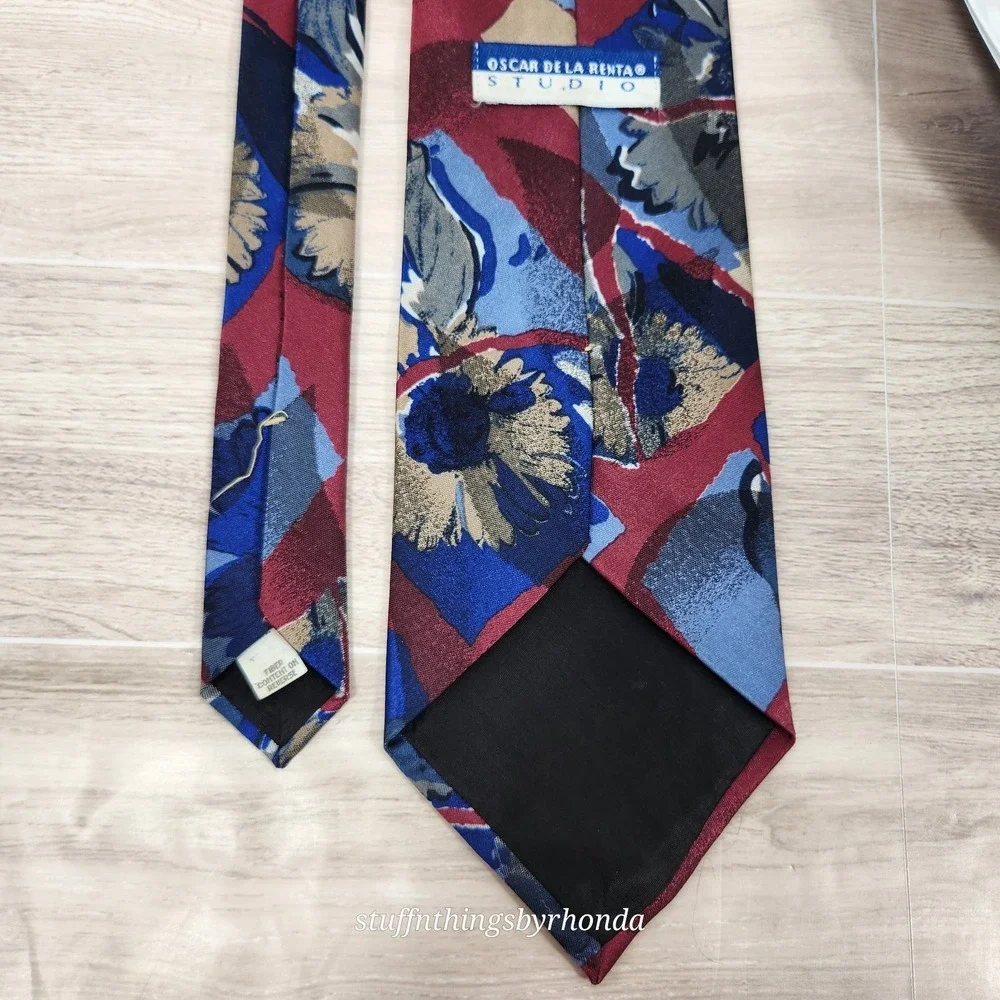 Oscar de la Renta vintage necktie
