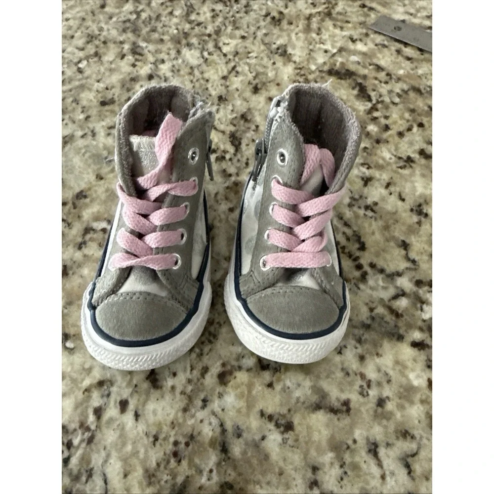 CONVERSE Infants Chuck Taylor Side Zip Hi Sneaker sz4 pink metallic silver‎ dots
