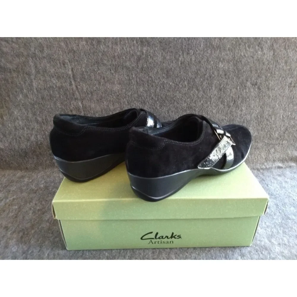 Clarks artisan black