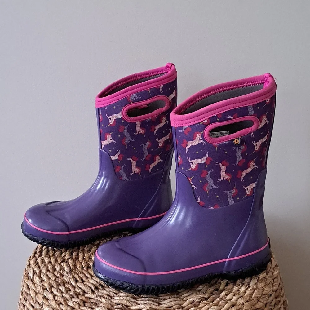 Bogs trending outdoor