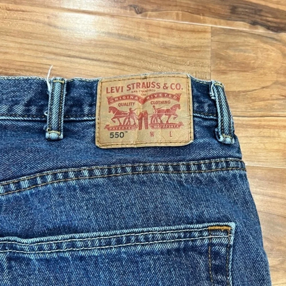 Levis levi 550
