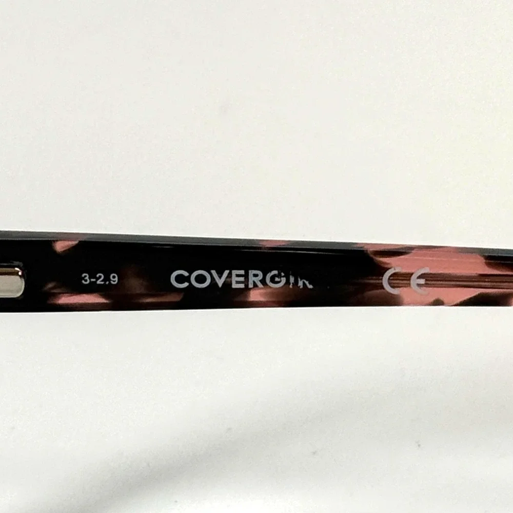 COVERGIRL brand model