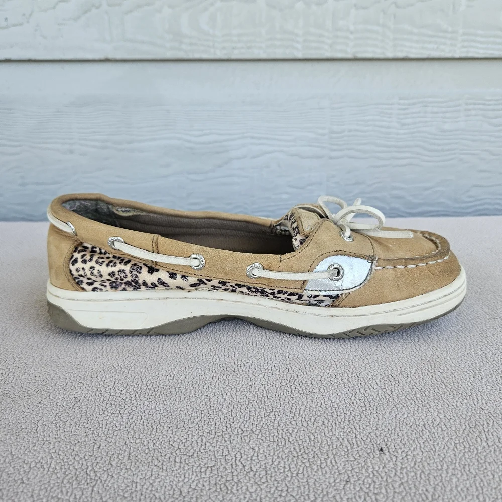 Sperry shoes inches overall