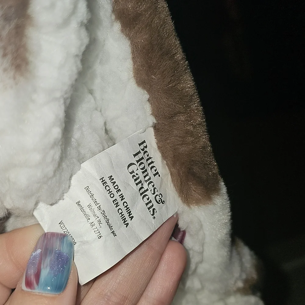 Better Homes And Gardens reverse sherpa