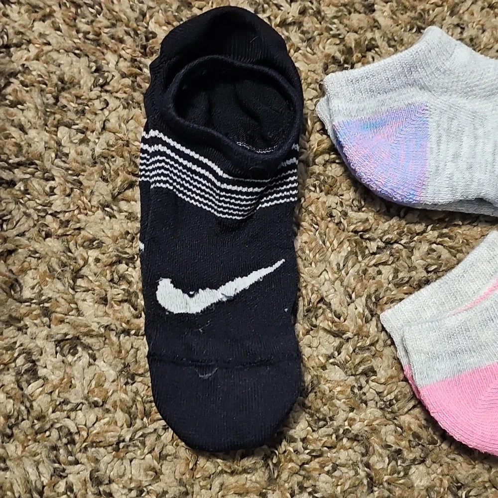 Nike set pairs