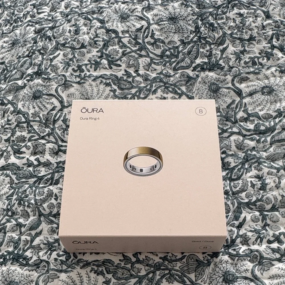 Oura Ring 4 size 8 Gold