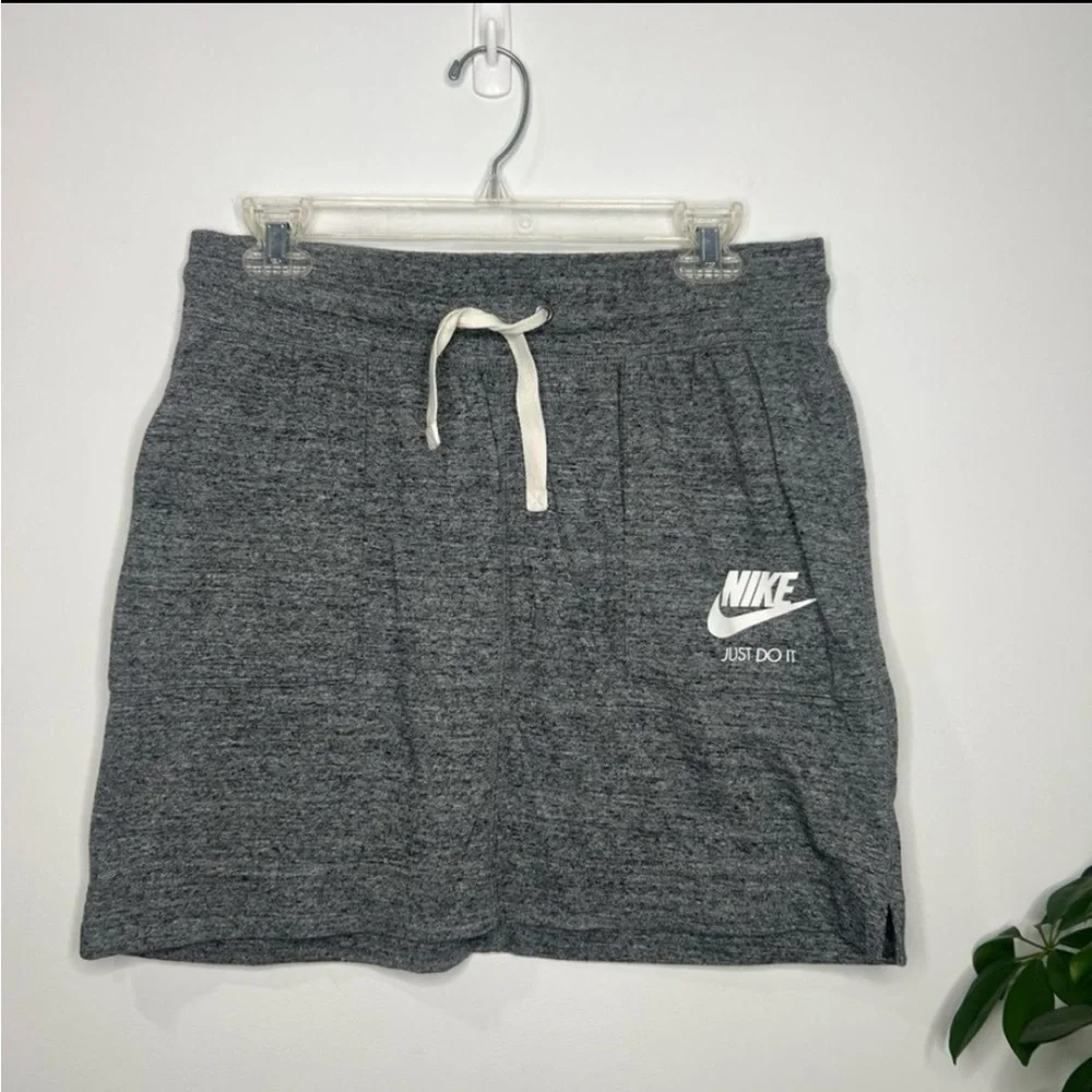 Nike Y2K Vintage Style Organic Cotton Skirt Size Medium